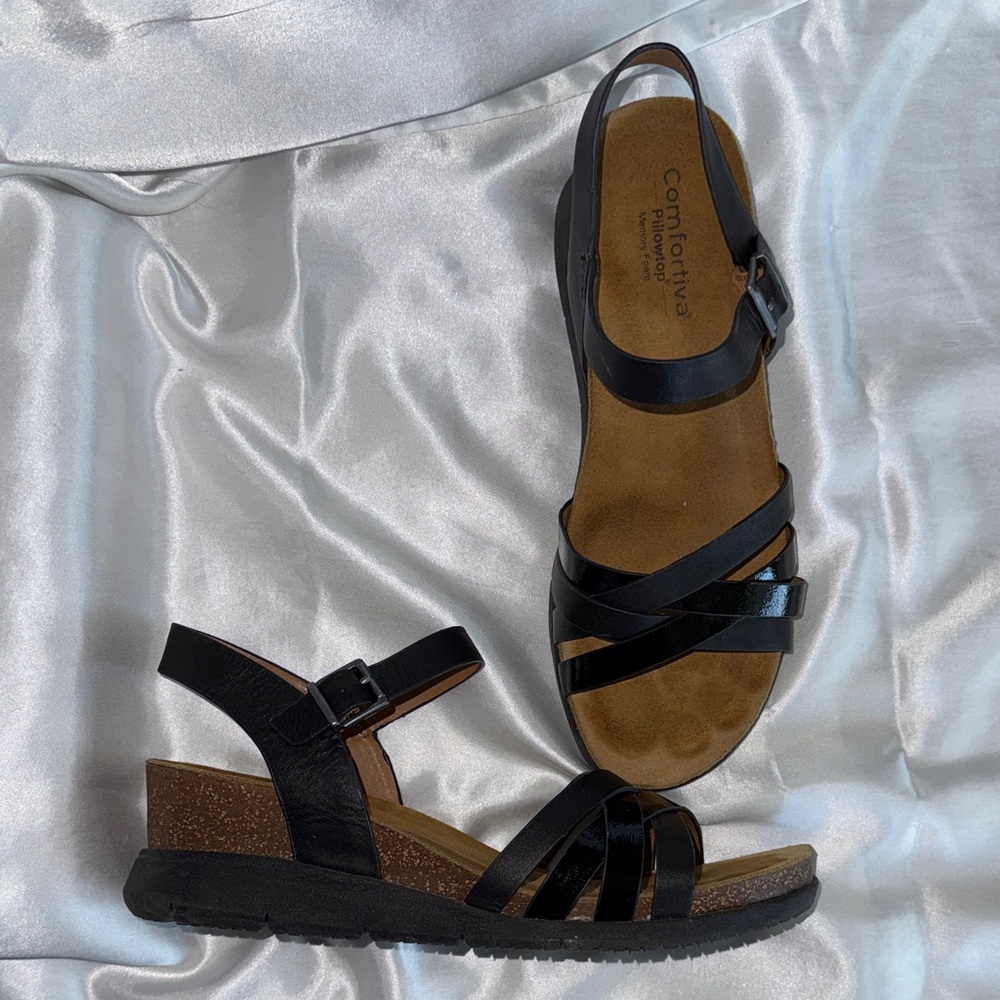 Comfortiva Pillowtop Memory Foam Black Mixed Leather Wedge Sandals